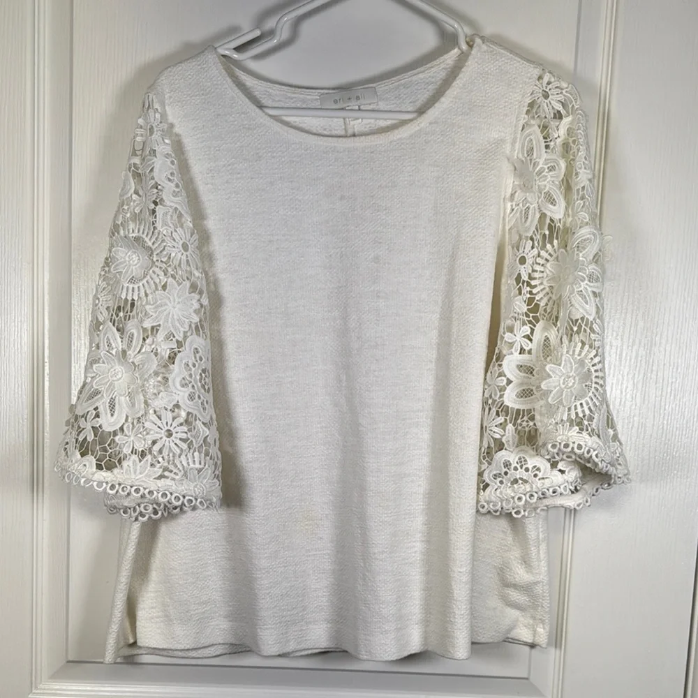 Anthropologie ERI + ALI Samara Lace Embroidered Bell Sleeves Blouse Ivory Large